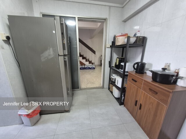 Blk 336 Jurong East Avenue 1 (Jurong East), HDB Executive #554730081